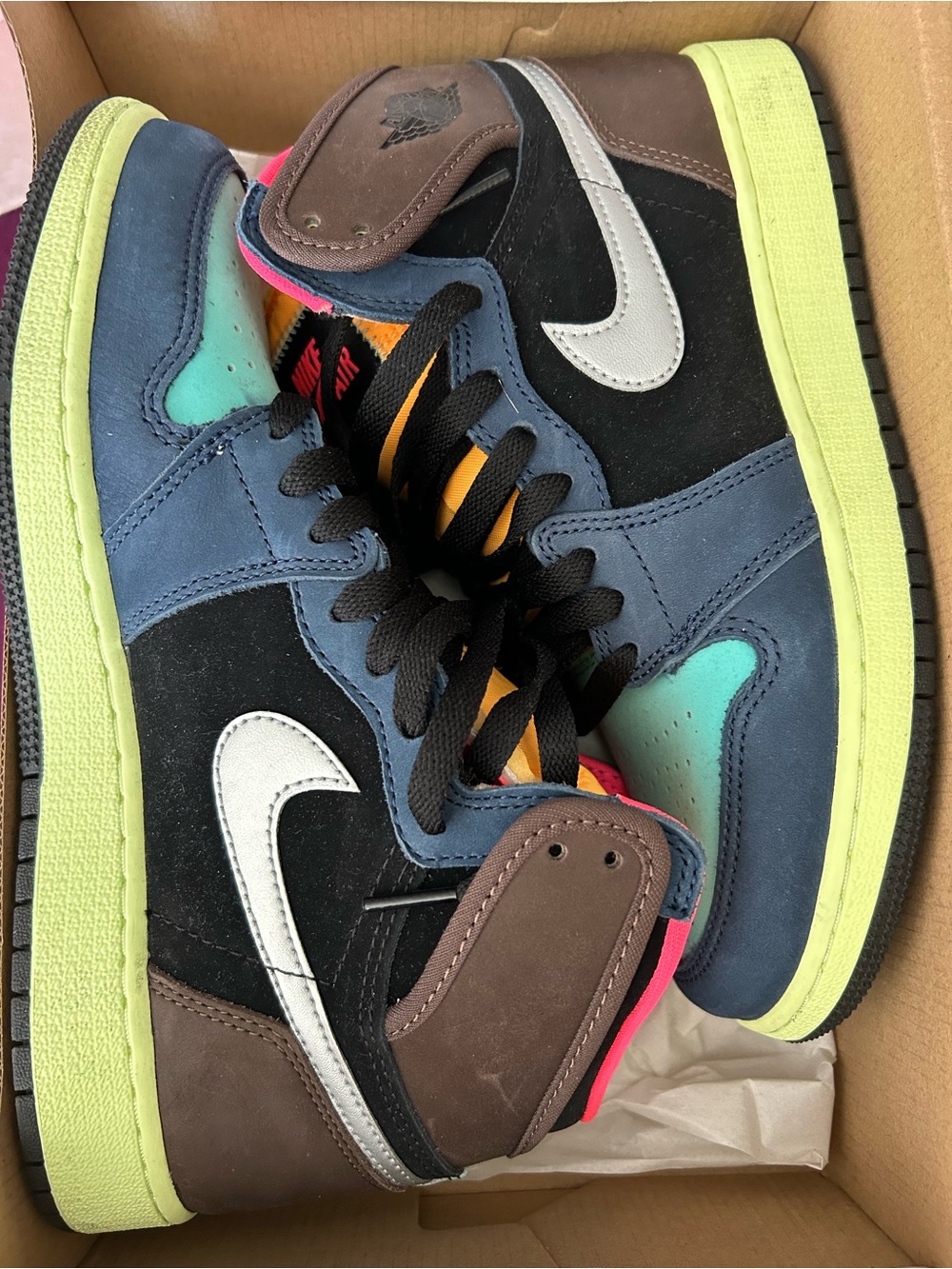 Air Jordan 1 Retro High Tokyo Bio Hack